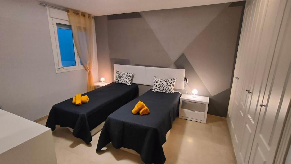 Spacious With A Great View Benalmadena