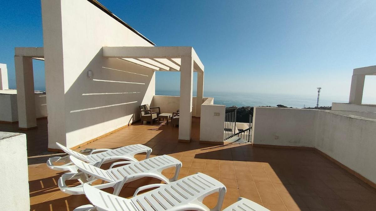 Spacious With A Great View *