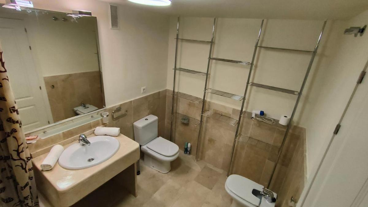 Apartment Spacious With A Great View